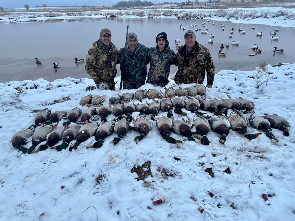 Group Duck Hunt Photo January 2022